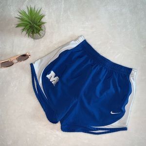 EUC Women’s Nike Shorts